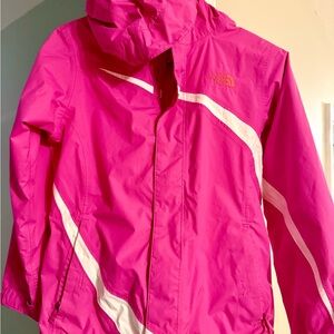 Girls size 10/12 lightweight northface jacket